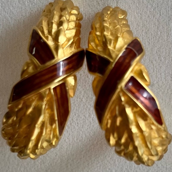 Vintage Karl Lagerfeld Clip on Earrings - Picture 11 of 16